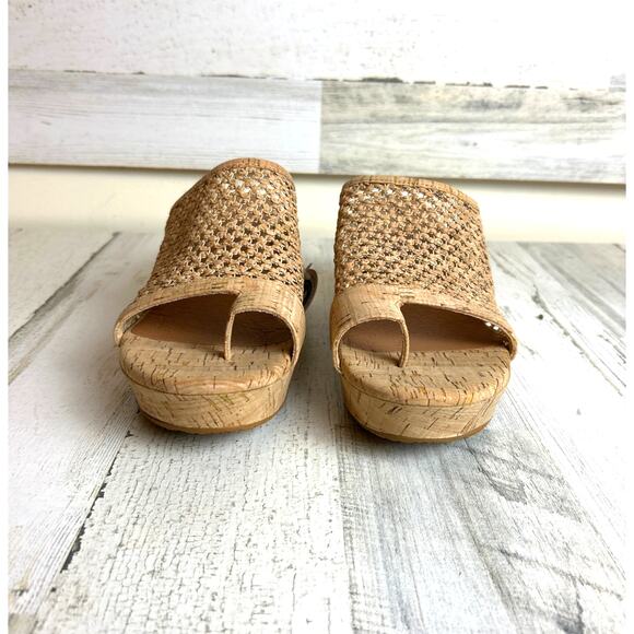 Baretraps Bethie Women's 10 tan cork wedge sandal new slip on woven lightweight - Picture 2 of 8